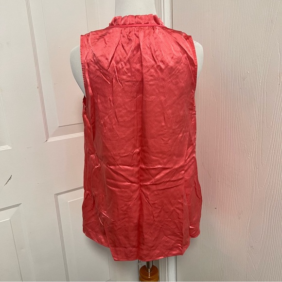 Lilly Pulitzer Silk Button Up H3 - Picture 3 of 5